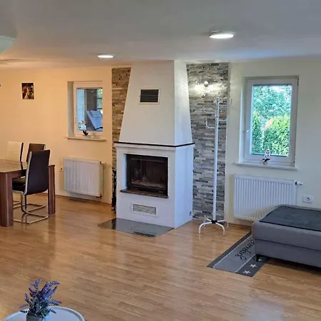 In Kranjska Krain 42901 بيت للعطل *