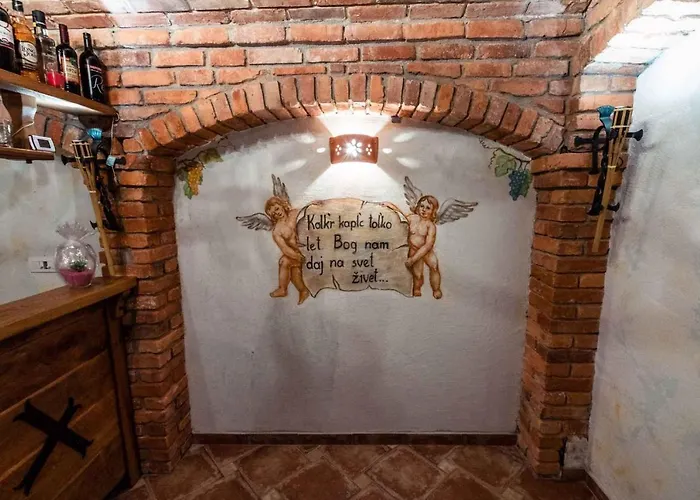 In Kranjska Krain 42901 * Dvor